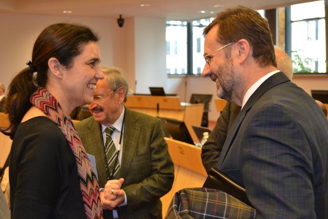 Pilar Rojo conversa co presidente do Parlamento de Baixa Austria no Comité Permanente da CALRE